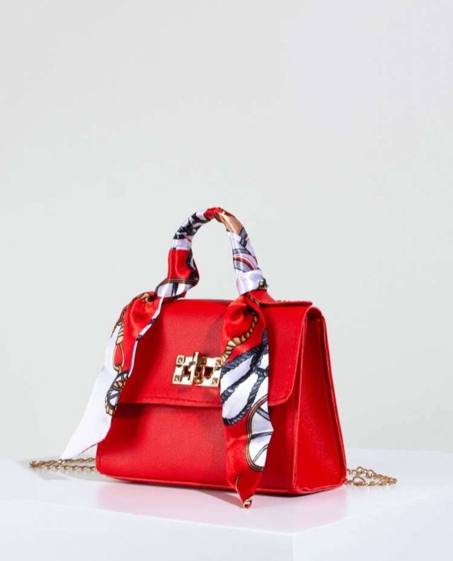 Bolsa Infantil com Lenço de Seda